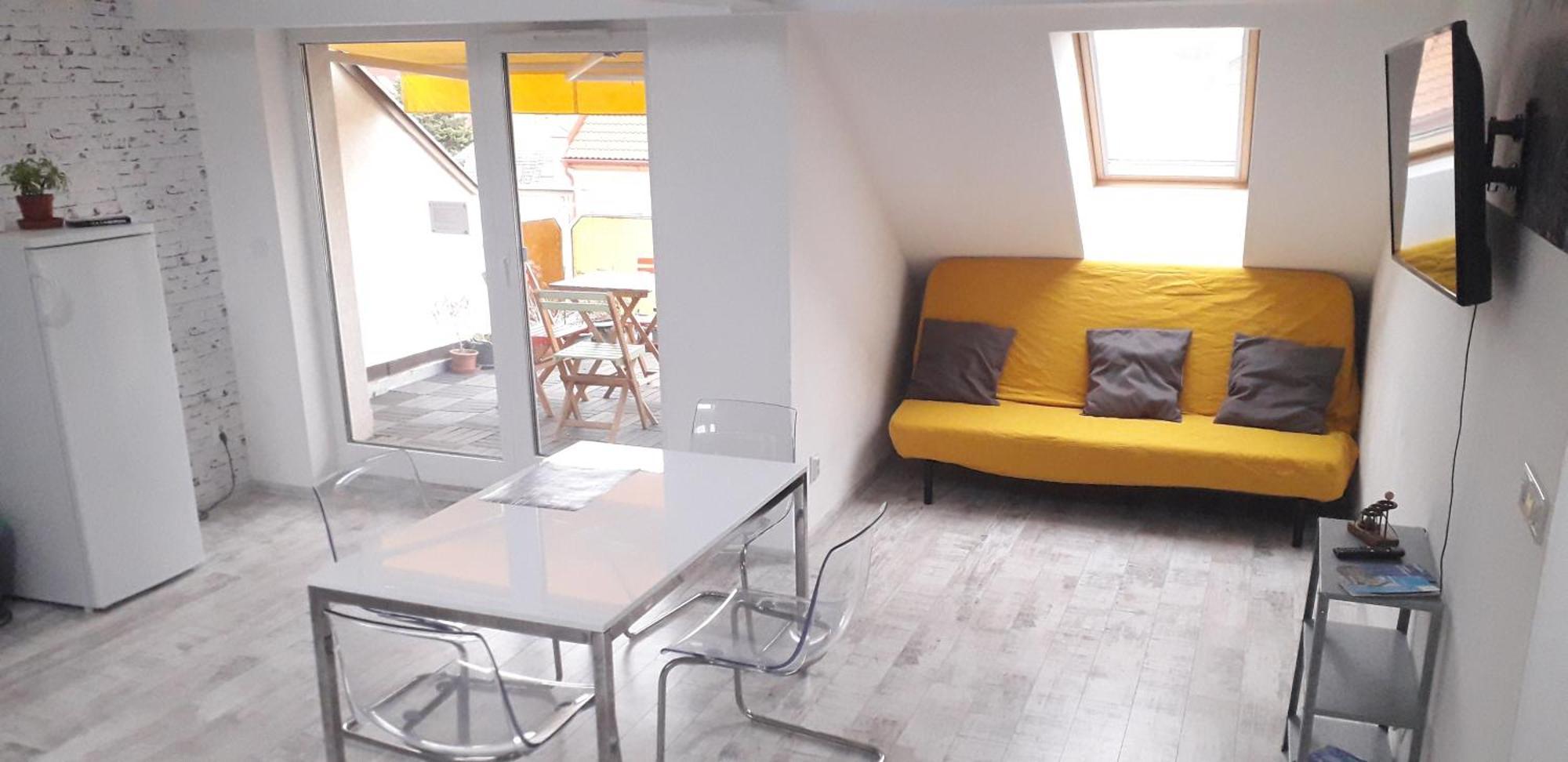 8X8 Tetoter Apartman Σέγκεντ Εξωτερικό φωτογραφία