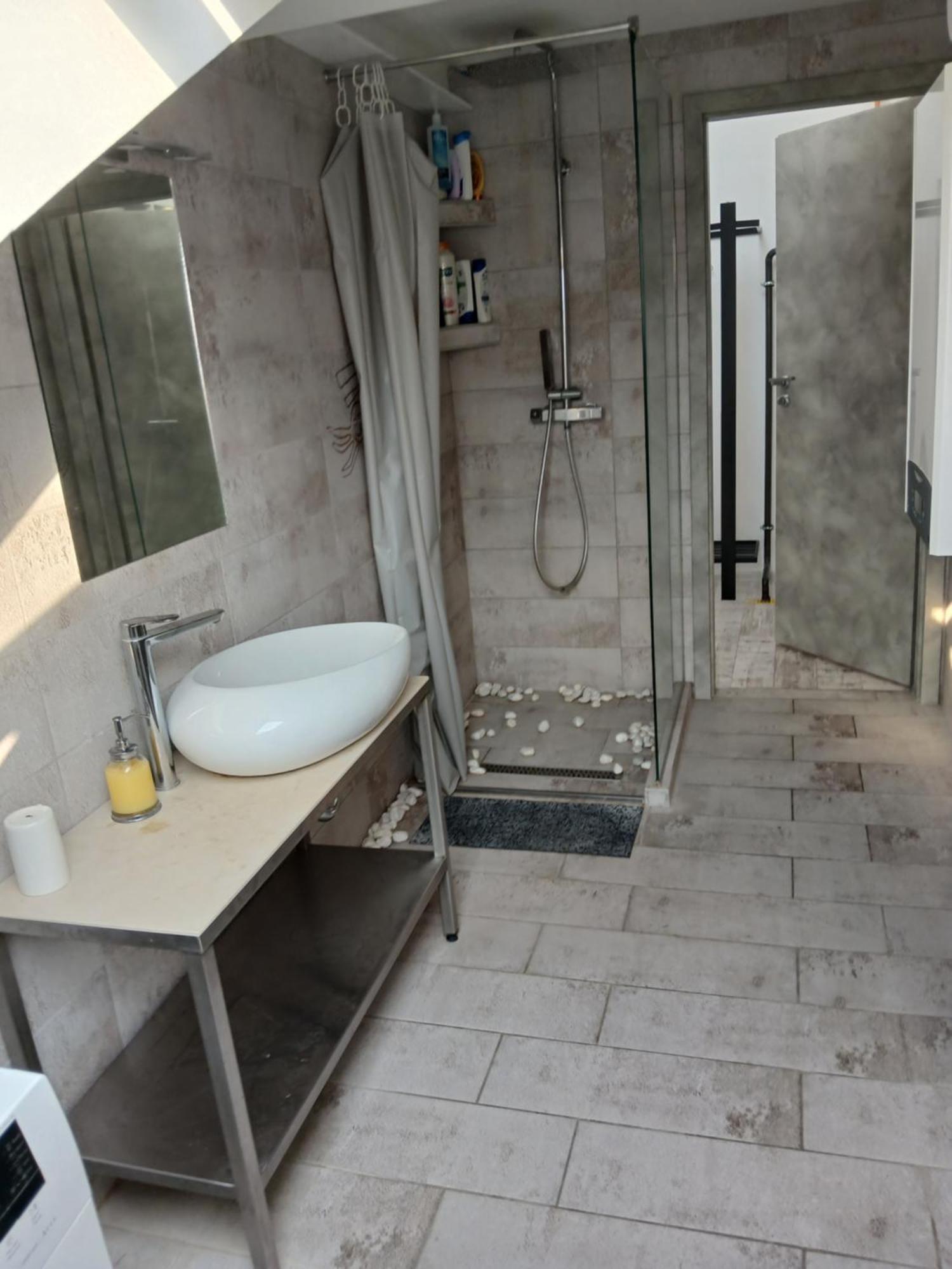 8X8 Tetoter Apartman Σέγκεντ Εξωτερικό φωτογραφία